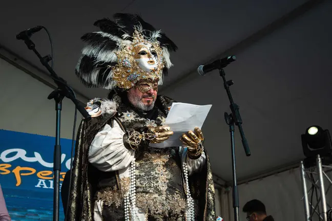 Algeciras cierra el Carnaval Especial 2026 con el discurso del Dios Momo - FOTO: FJ Ben&iacute;tez