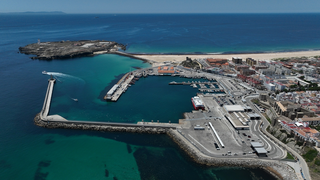 Vista aérea del puerto de Tarifa. FOTO- APBA