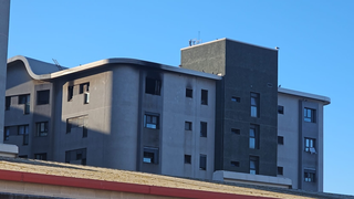 Así ha quedado el edificio afectado por el incendio. FOTO- GBC News