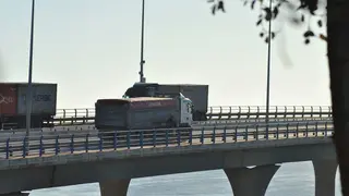 Entrada de camiones al puerto de Algeciras tras haber pasado el actual acceso norte