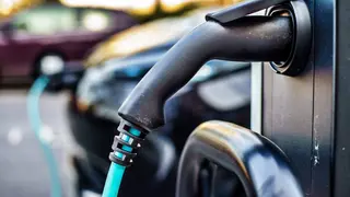 Los coches el&eacute;ctricos pasar&aacute;n la ITV en La L&iacute;nea