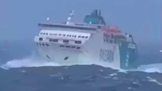 El buque durante el temporal