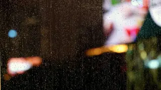 Gotas de lluvia sobre un cristal durante el episodio de inestabilidad registrado en la comarca.