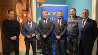 Representantes institucionales durante la presentaci&oacute;n en Bruselas de los resultados del Observatorio sobre el impacto del EU-ETS en los puertos europeos
