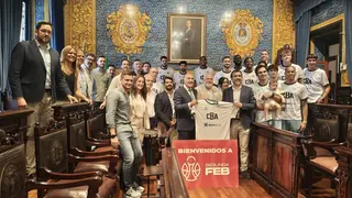 Recepci&oacute;n oficial al Damex CB Algeciras en el Sal&oacute;n de Plenos tras su ascenso a Segunda FEB - FOTO: FJ Ben&iacute;tez