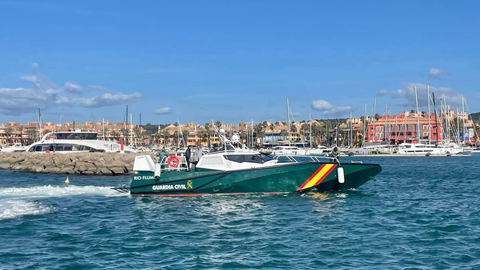 La embarcación Río Flumen, el día que fue presentada en sociedad en Sotogrande. FOTO- Subdelegación del Gobierno en Cádiz