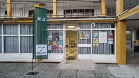 Son muchas las alternativas que se ofrecen desde la UNED para los interesados en ampliar sus conocimientos