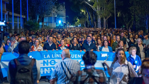 Manifestación La Línea 25 de octubre 8