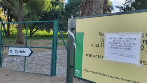 Los ecologistas lamentan la gestión que se está llevando a cabo en el yacimiento. FOTO- Verdemar