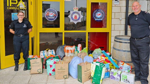 Los agentes gibraltareños han vuelto a manifestar su lado más solidario