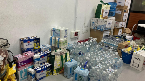 Trabajadores de la estación marítima recogen y envían ayuda para Valencia4