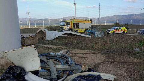 El accidente del pasado sábado costó la vida a un operario. FOTO- Consorcio Bomberos de Cádiz
