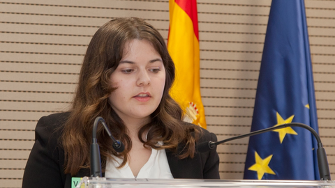 El colegio Los Pinos se siente orgulloso del galardón obtenido por su alumna Africa Cruz