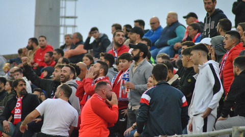El Algeciras empata a un tanto contra el Real Murcia ante su público 10