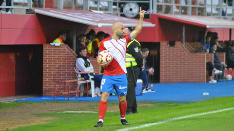 El Algeciras empata a un tanto contra el Real Murcia ante su público 12