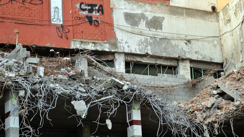 Demolición parkng La Escalinata 23