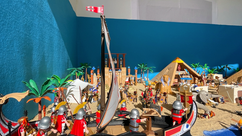 Belén con figuras de Playmobil 4