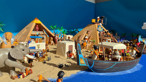 Belén con figuras de Playmobil 7