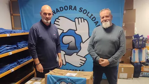 Recogida y reparto alimentos de Coordnadora Solidaria 4