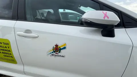 Concentración de protesta de taxistas21