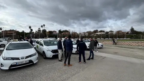 Concentración de protesta de taxistas22