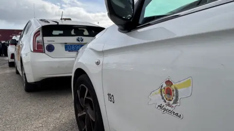 Concentración de protesta de taxistas25