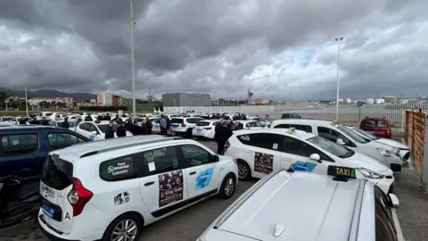 Concentración de protesta de taxistas8