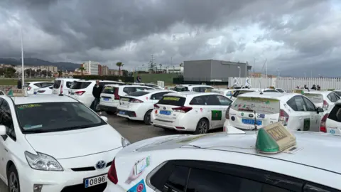 Concentración de protesta de taxistas11