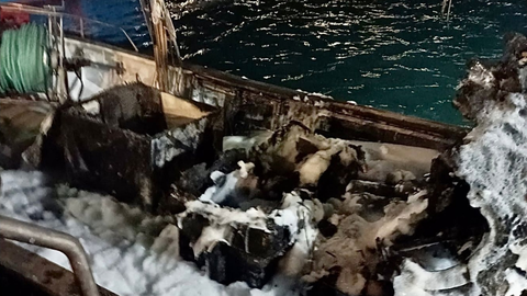 Se desconocen las causas que originaron el incendio de madrugada