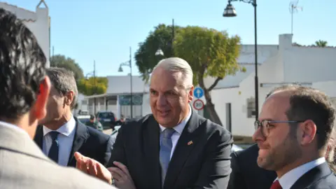 Visita de la ministra Montero a Castellar 6