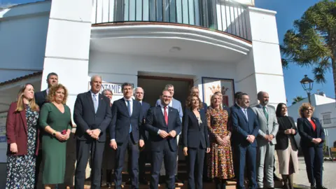 Visita de la ministra Montero a Castellar 55