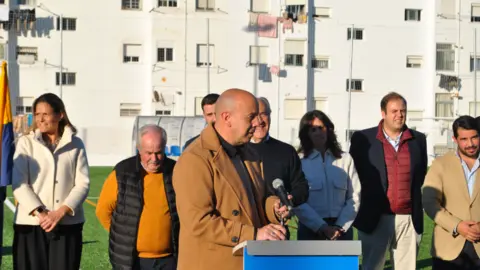 Inauguración del césped del 'Teodosio y Tomás'2