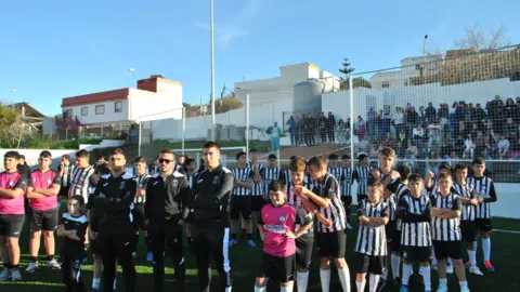 Inauguración del césped del 'Teodosio y Tomás'3