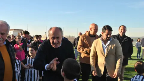 Inauguración del césped del 'Teodosio y Tomás'9