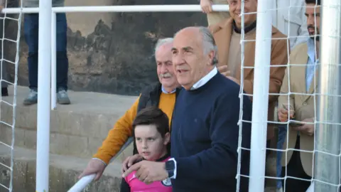Inauguración del césped del 'Teodosio y Tomás'10