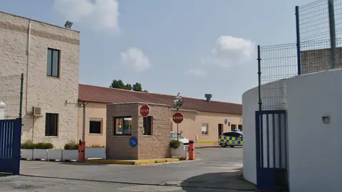 Entrada de las instalaciones de la Policía Local en Algeciras