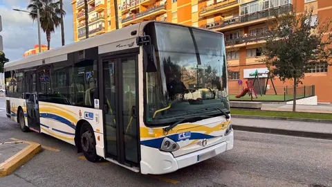 Uno de los buses urbanos que transitan por las calles de Algeciras