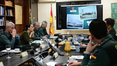 Visita de la directora general de la Guardia Civil a Algeciras 6