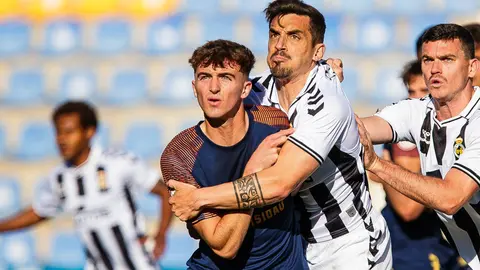 Nueva derrota de los albinegros, en este caso en La Condomina. FOTO. Pascu M&eacute;ndez