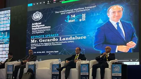 Landaluce, uno de los ponentes del congreso celebrado en Alejandría