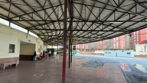 Estación autobuses de La Línea 7