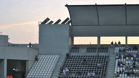 Goteras a la primera de cambio, el nuevo estadio sufre filtraciones de agua tras las intensas lluvias