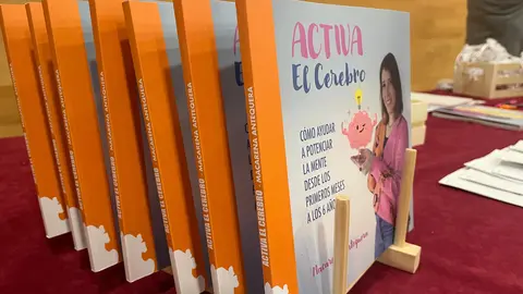 Presentación libro Macarena Antequera 7