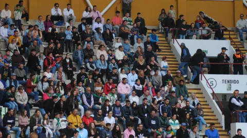Toro Embolao domingo 12