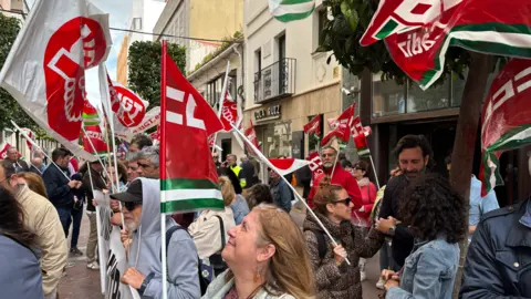 Sindicatos marcan este primero de mayo como un d&iacute;a crucial en la reivindicaci&oacute;n laboral