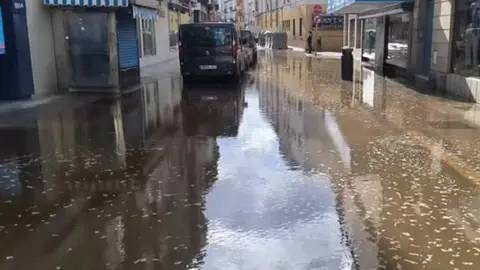 Así quedó la zona afectada por el reventón de este domingo