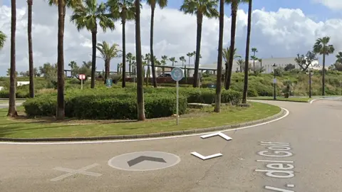 Rotonda de entrada a La Alcaidesa. FOTO - Google Maps