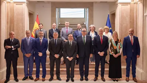 Reunión con Albares 4