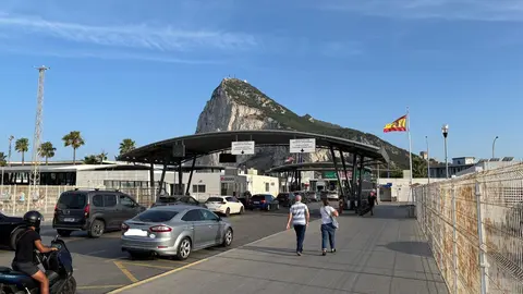 Frontera de Gibraltar con La L&iacute;nea