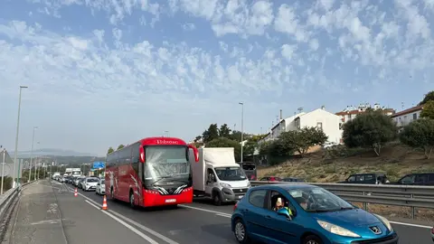 Cortes de carretera por huelga del metal 13